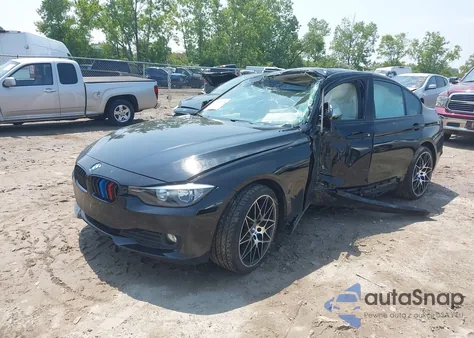 2015 BMW 320 xDrive z USA, uszkodzony, nr VIN WBA3C3C51FK202871
